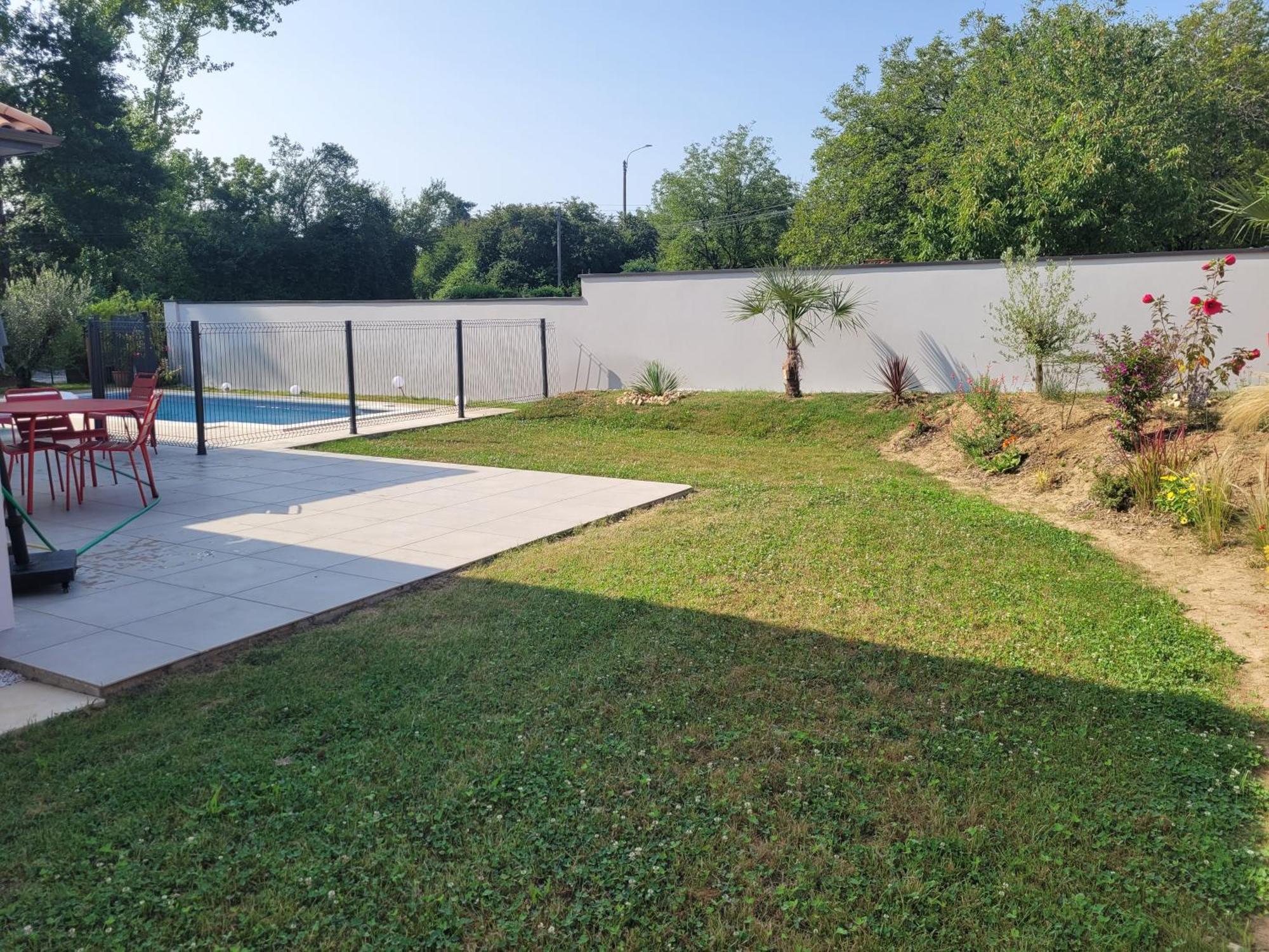 Maison Neuve Bord De Dordogne Lanzac 외부 사진